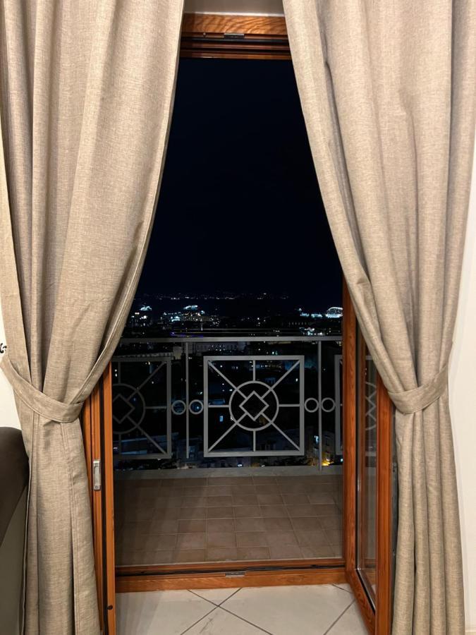 Nana Home Naples Luaran gambar